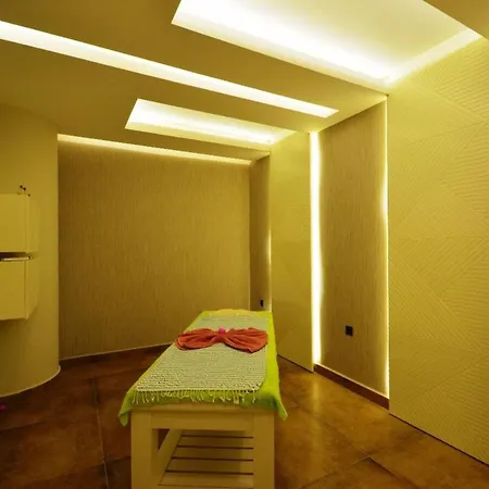 Konak Seaside Tower 1+1 Apartament