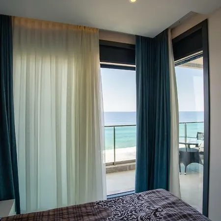 Konak Seaside Tower 1+1 Apartament